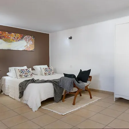 Vistas Apartment *